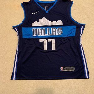 Dallas Mavericks Luka Doncic Jersey